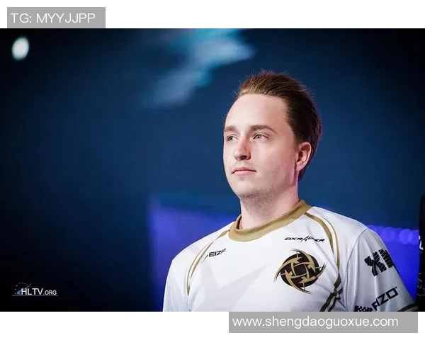 CSGO战术解析：深入剖析LNG战队的进攻体系与策略运用