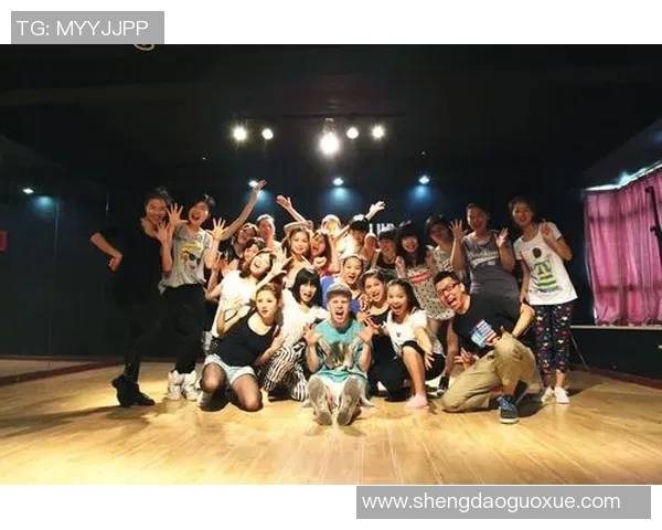 街舞战术解析：深入探讨上海街舞队的风格与策略创新